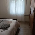 De La Treille Nyaraló